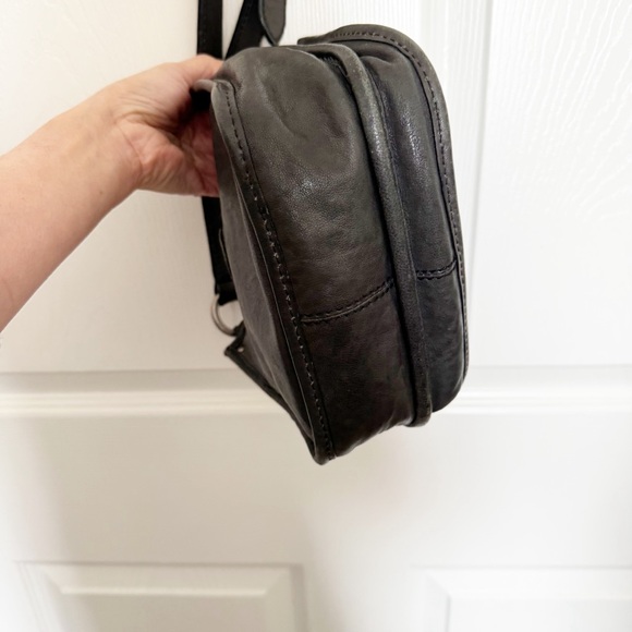 FRYE Madison North South Leather Mini Crossbody Bag BLACK - Picture 7 of 9